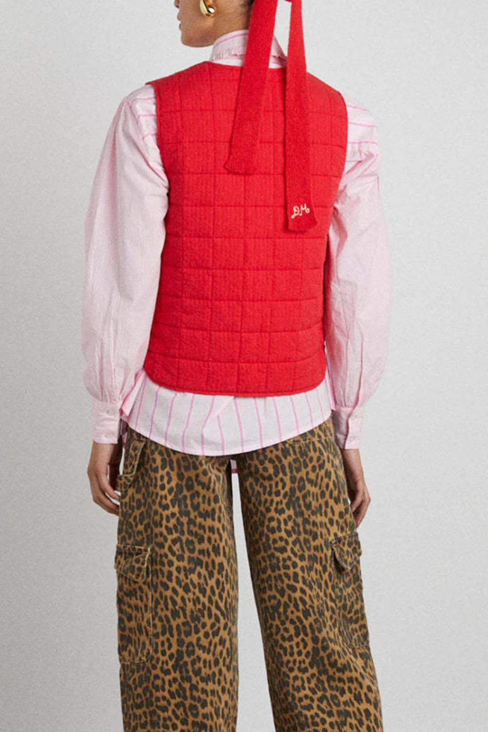 Ornella | Knotted ruffle vest coat with pockets - Image 3