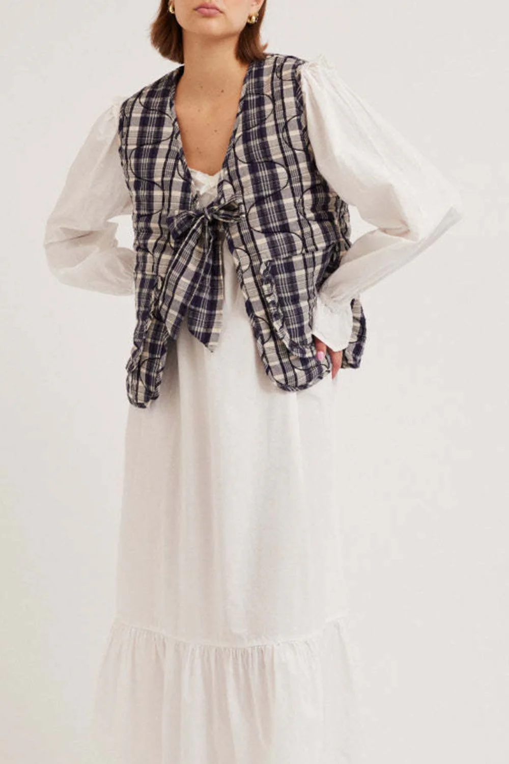 Ornella | Knotted ruffle vest coat with pockets - Image 6