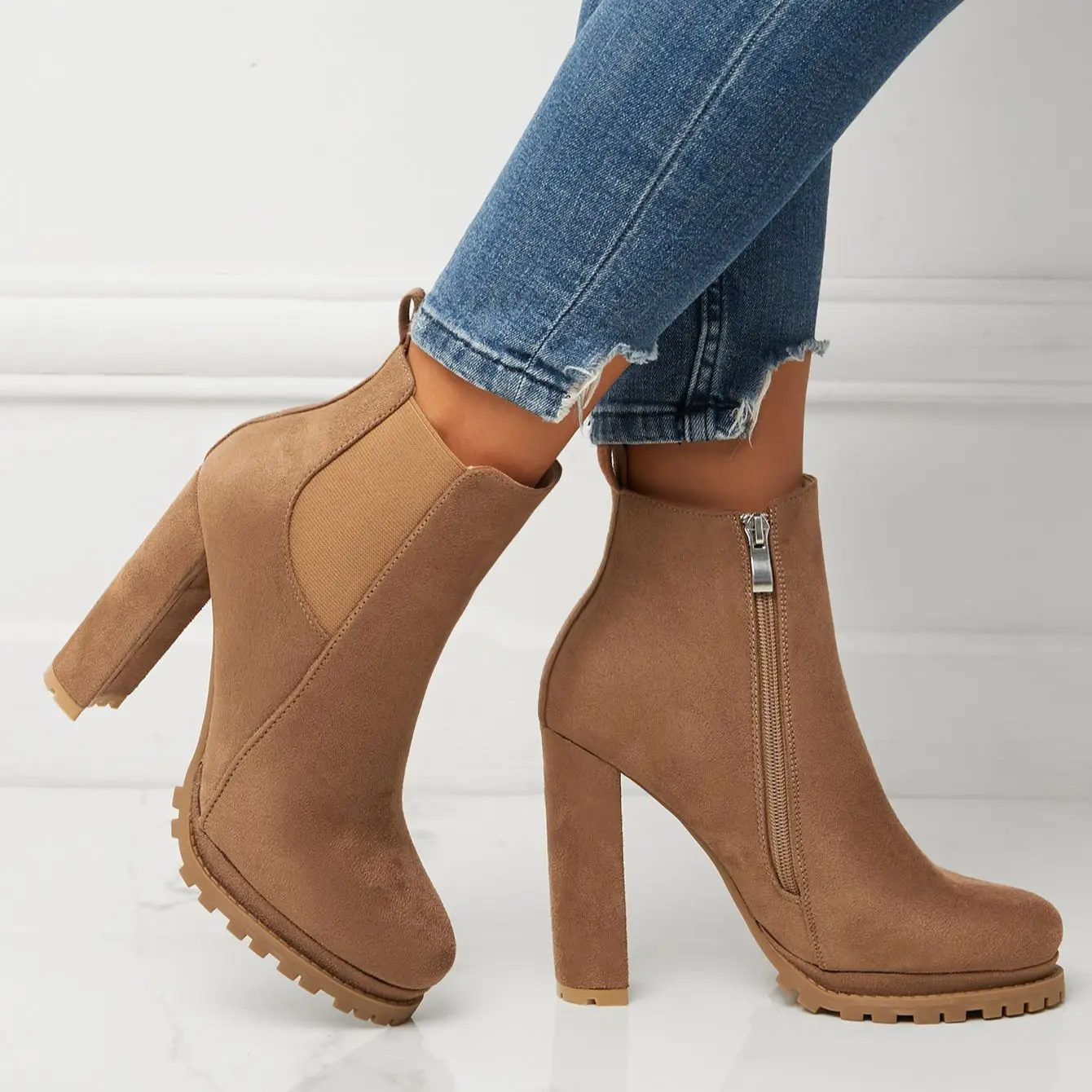Paloma | Women's boots with a chunky heel - Image 2