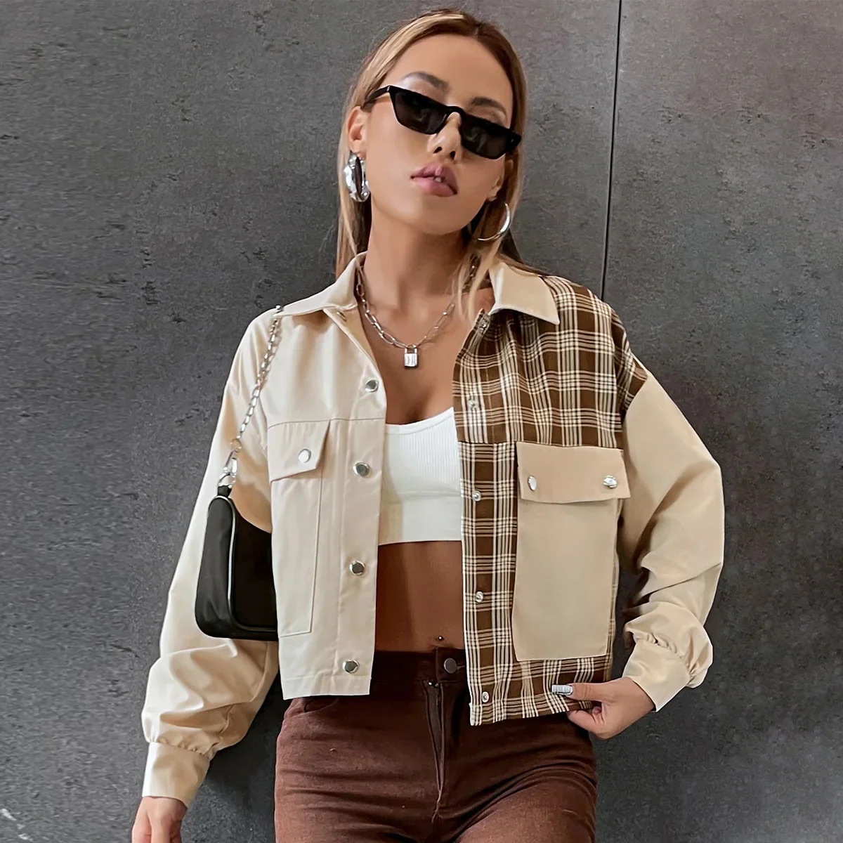 Patricia | Elegant and casual winter garment