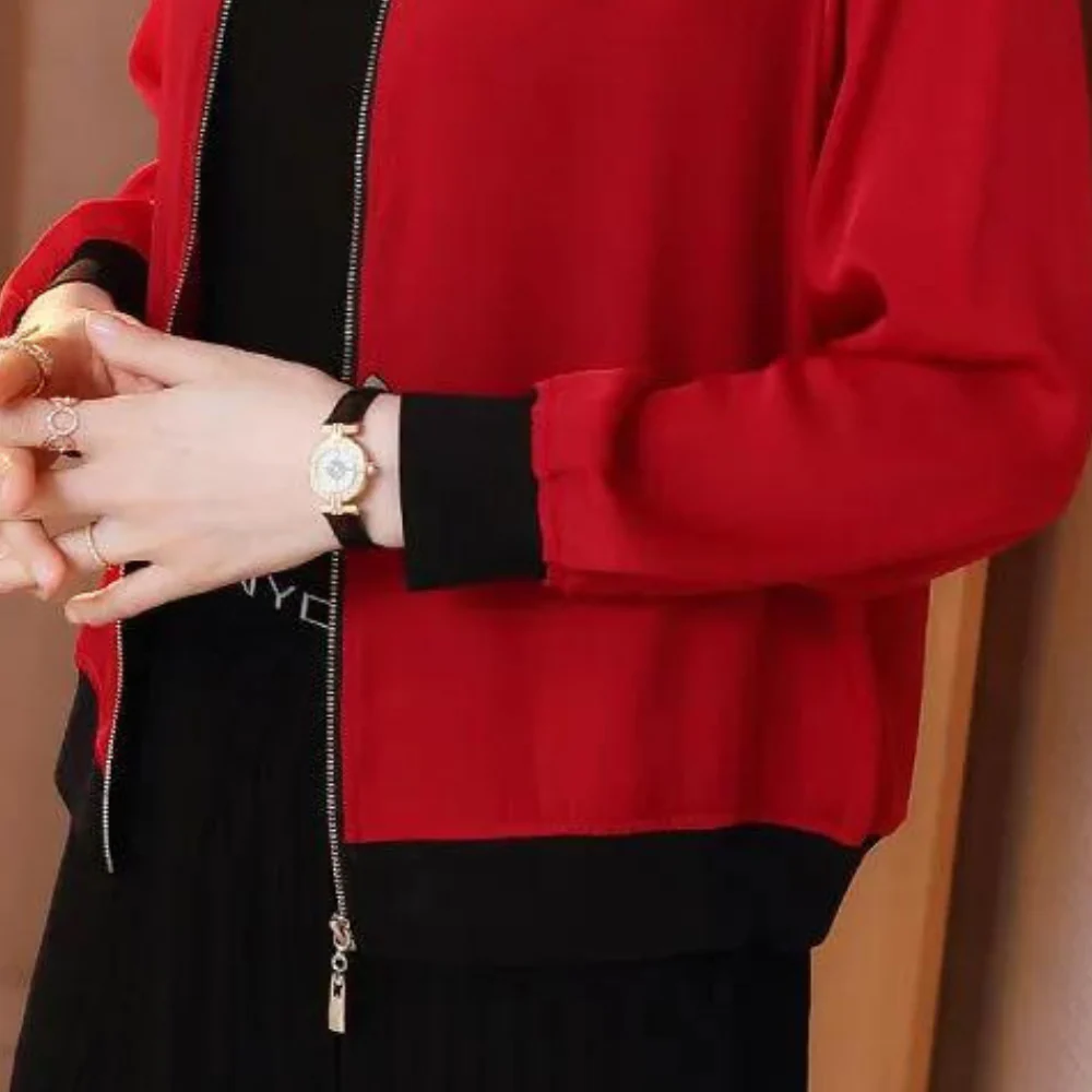 Patricia® | Modern and effortless winter garment. - Image 2