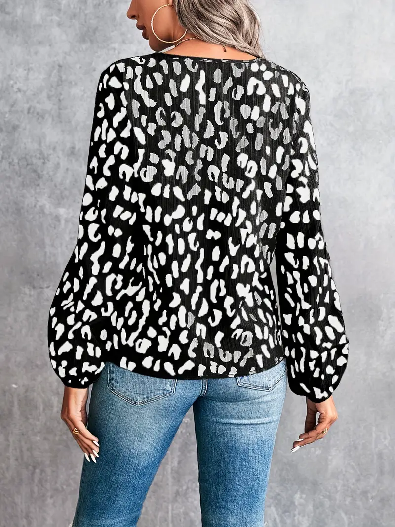 Patricia | Chic and relaxed winter blouse - Image 2