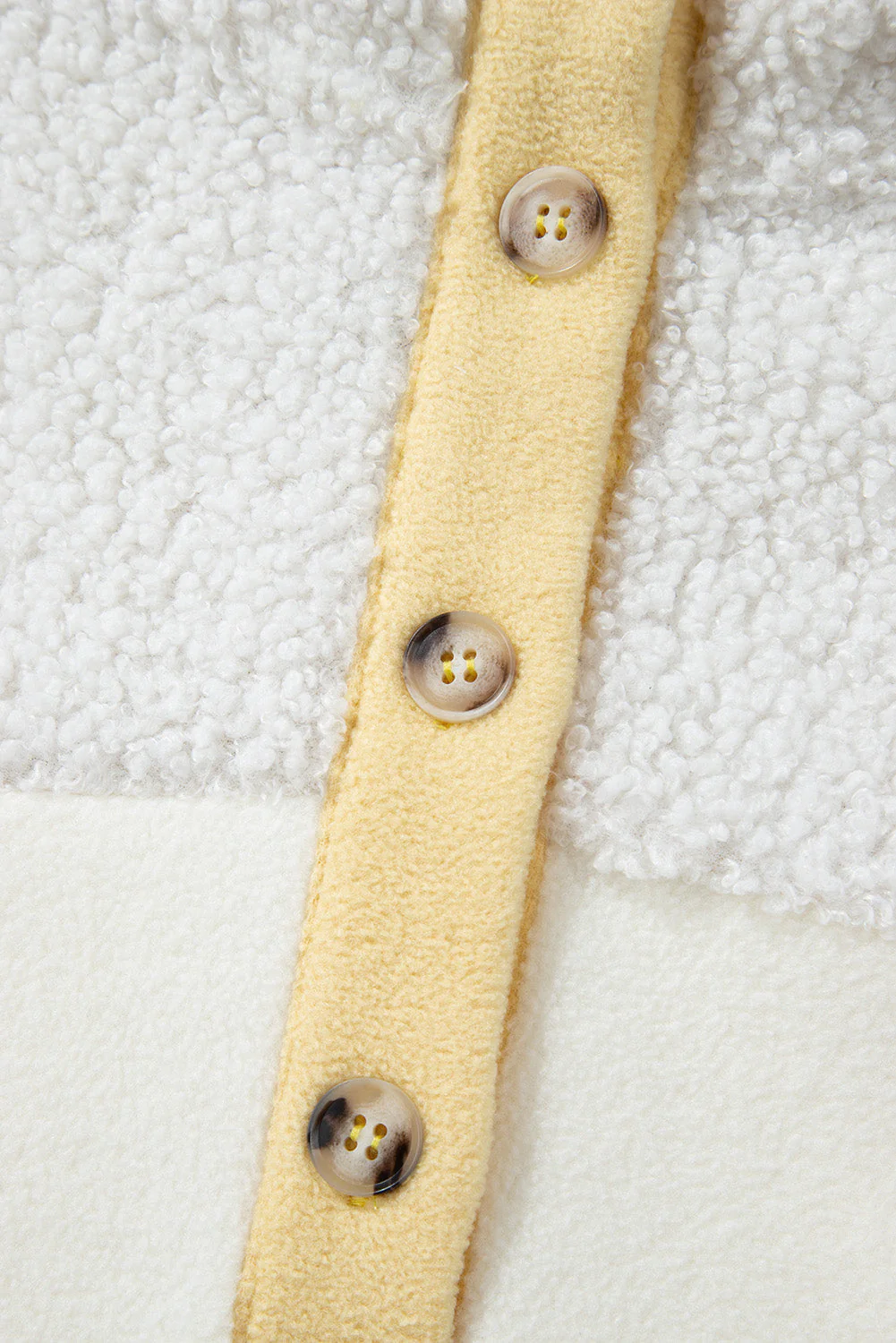 Paula | Fashionable and minimalist winter garment - Image 12