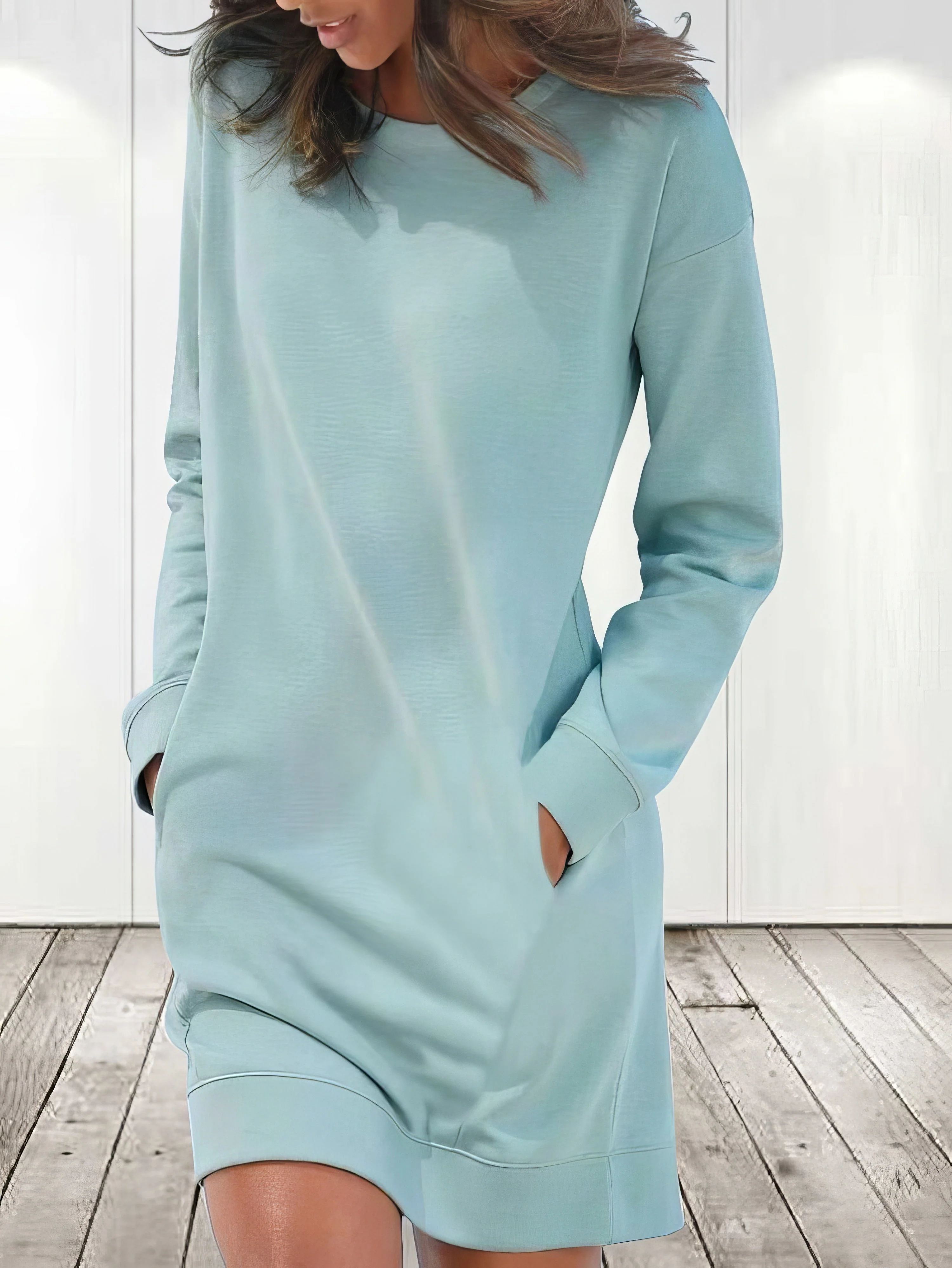 Paula | Modern and comfortable winter dress