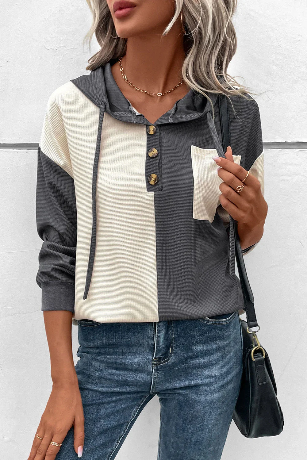 Paulina® | Fashionable and minimalist winter hoodie - Image 4
