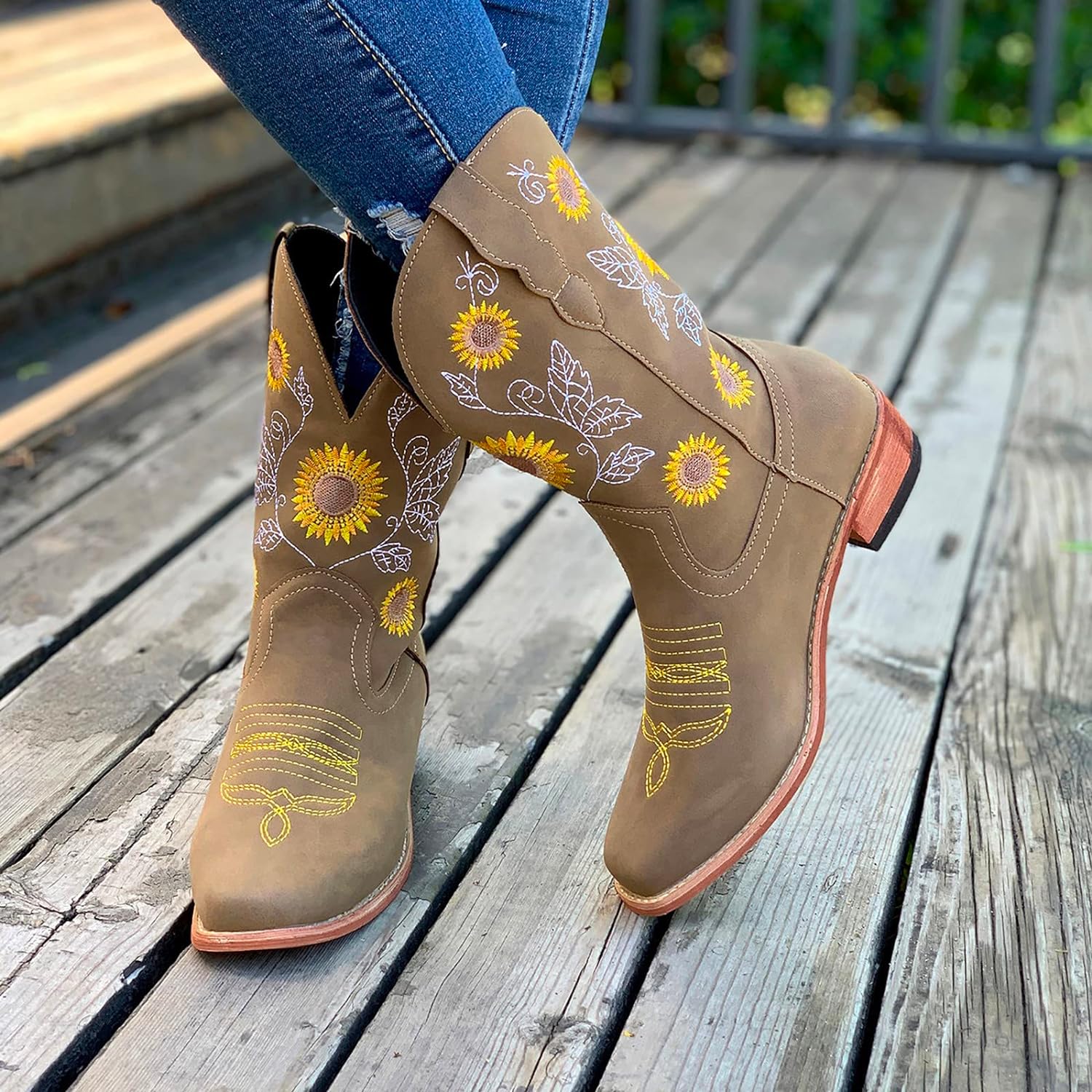 Paulina | Timeless and supportive orthopedic boots - Image 4