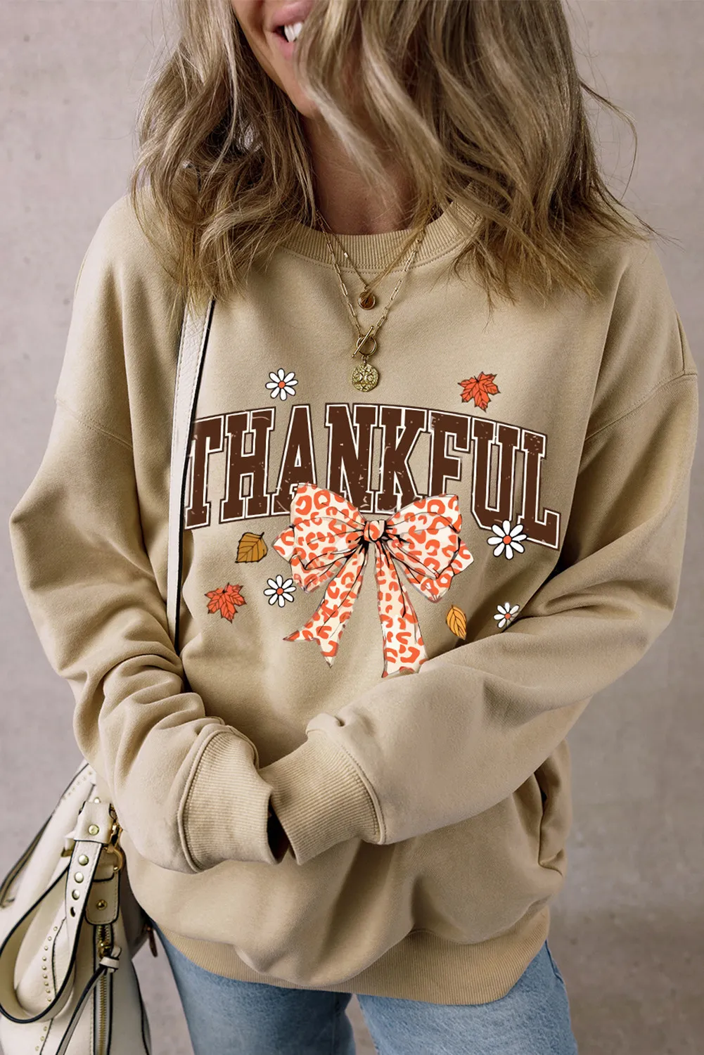 Pilar | THANKFUL long-sleeved crew neck sweatshirt with bow - Image 3