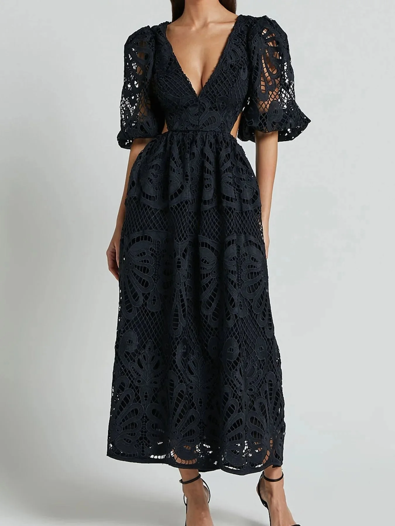Rachele® | Elegant Long Lace Dress With V-Neck And Open Back