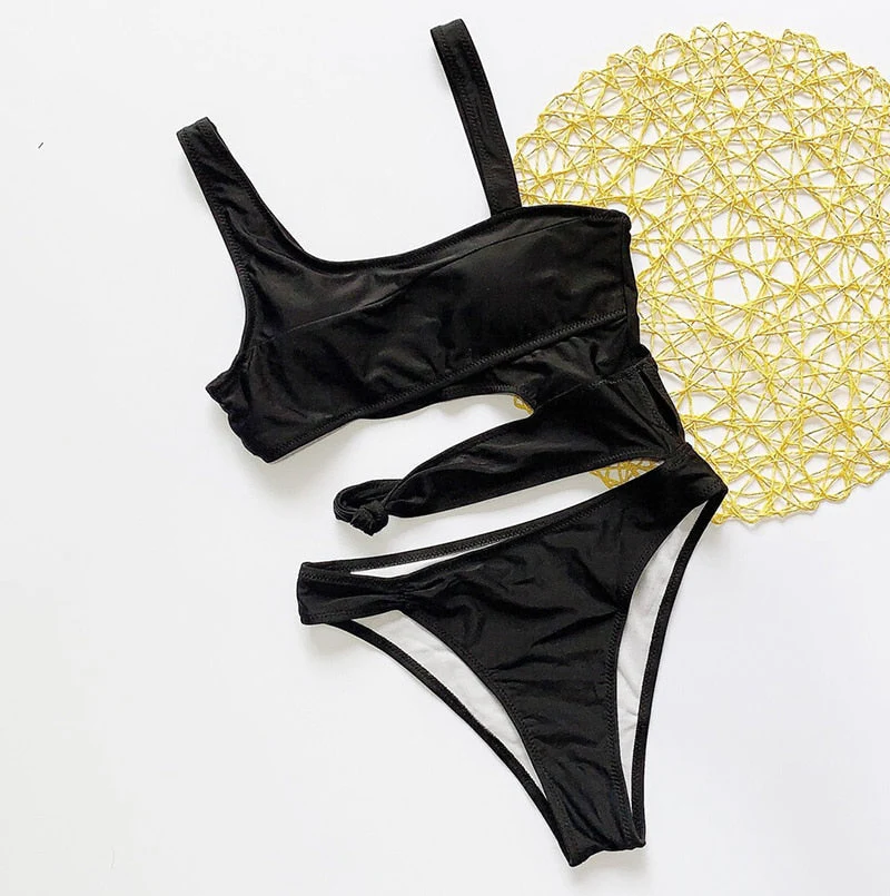 Ramona® | Fashionable and minimalist swimsuit - Image 2