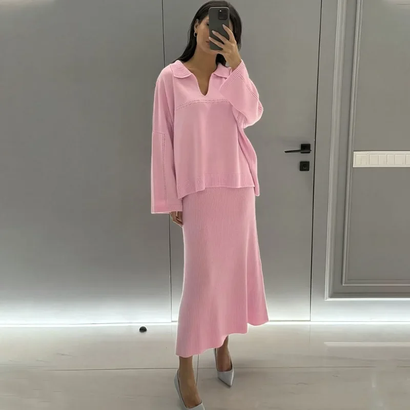 Ramona | Knitted set consisting of a loose sweater and long skirt - Image 12