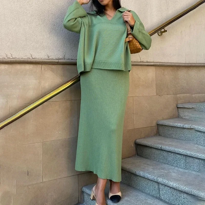 Ramona | Knitted set consisting of a loose sweater and long skirt - Image 7
