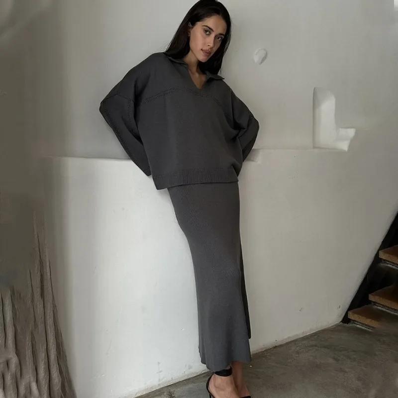 Ramona | Knitted set consisting of a loose sweater and long skirt - Image 9