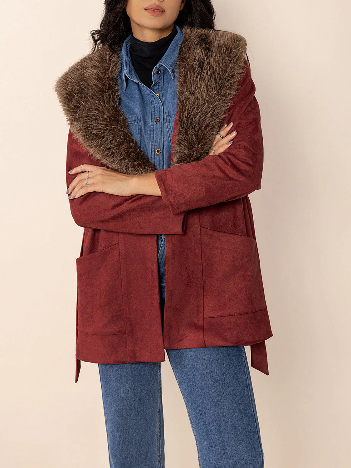 Regina | Fluffy jacket with collar and waist band - Image 8