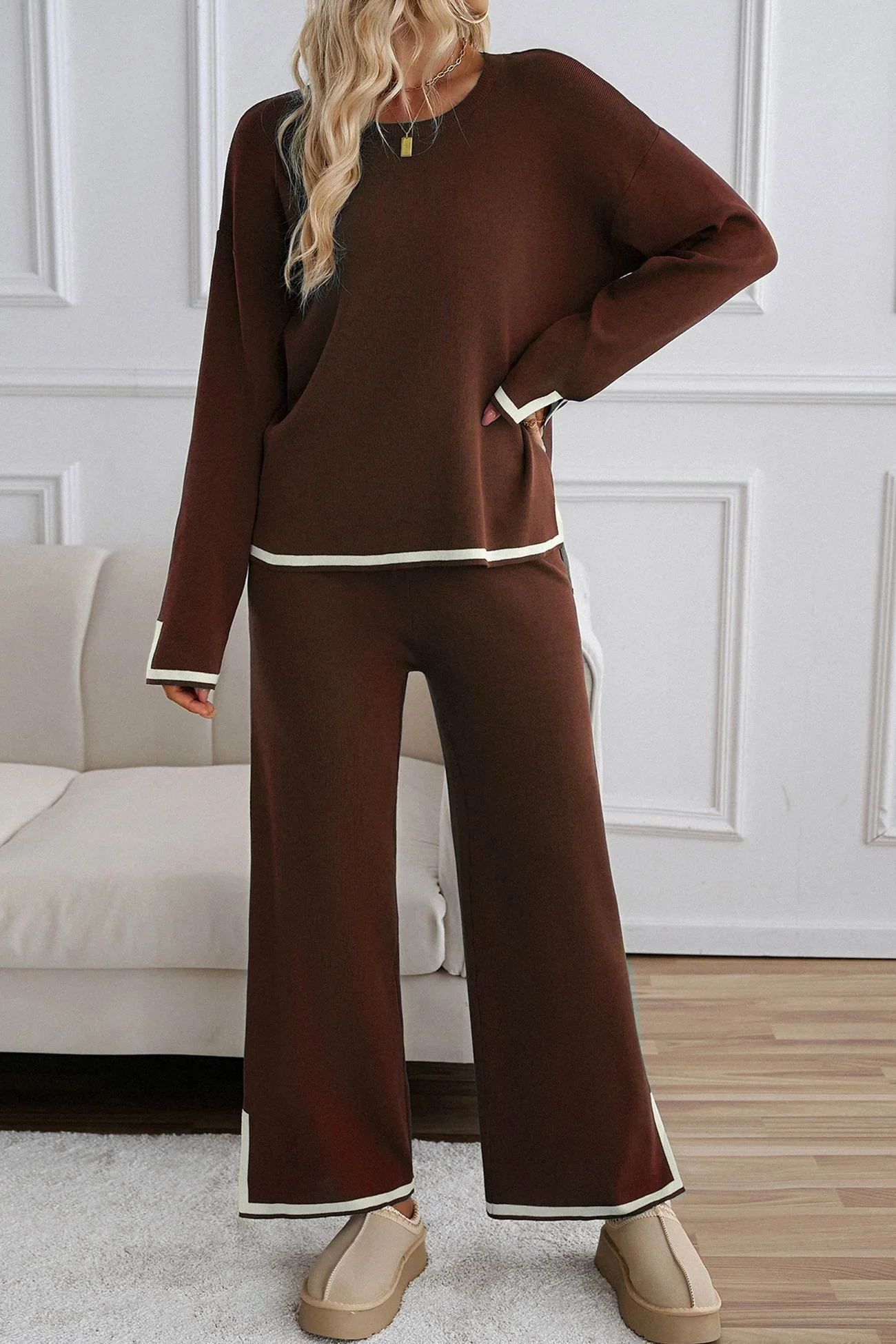 Regina | Knitted suits with a contrasting slit hem - Image 24