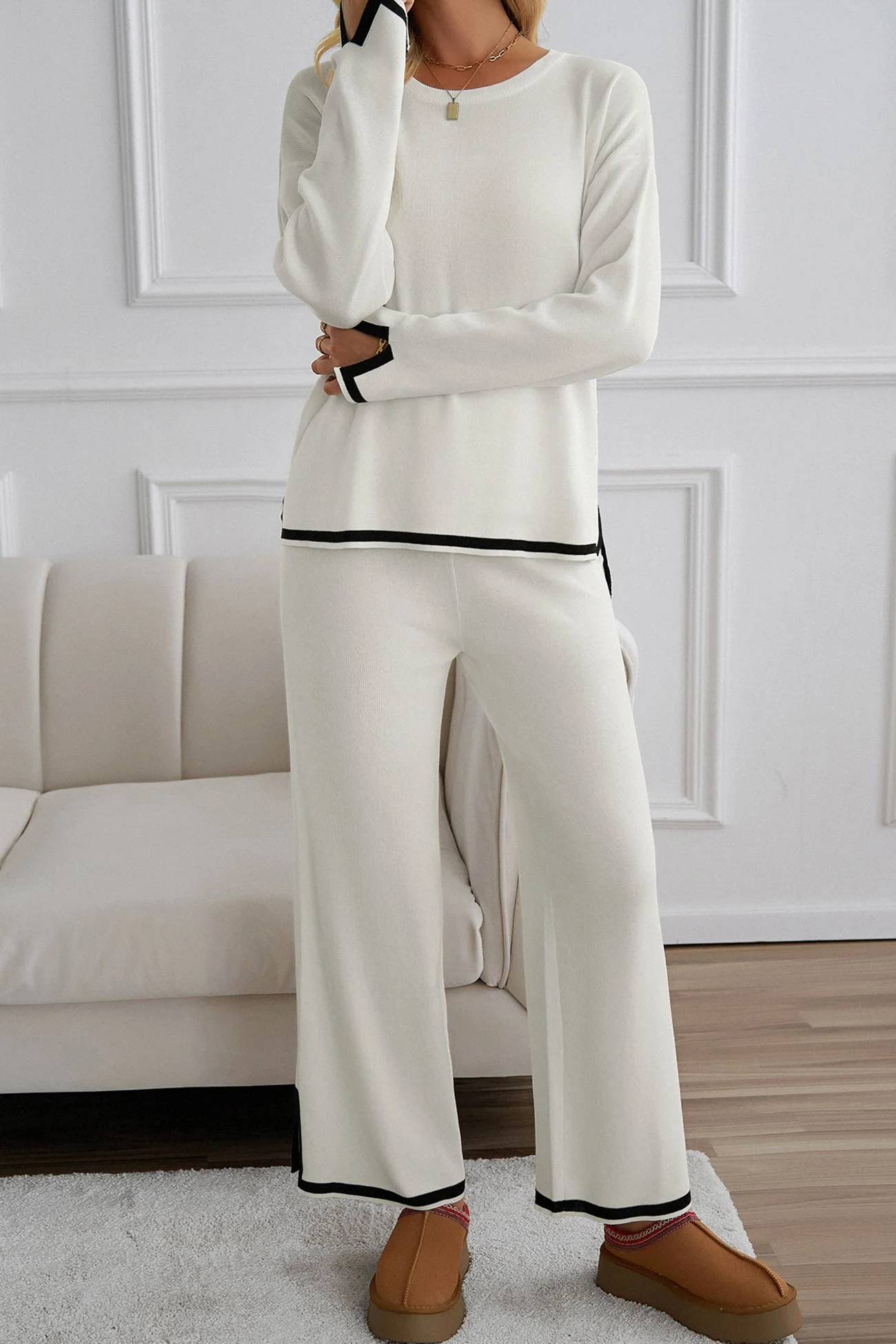 Regina | Knitted suits with a contrasting slit hem - Image 31