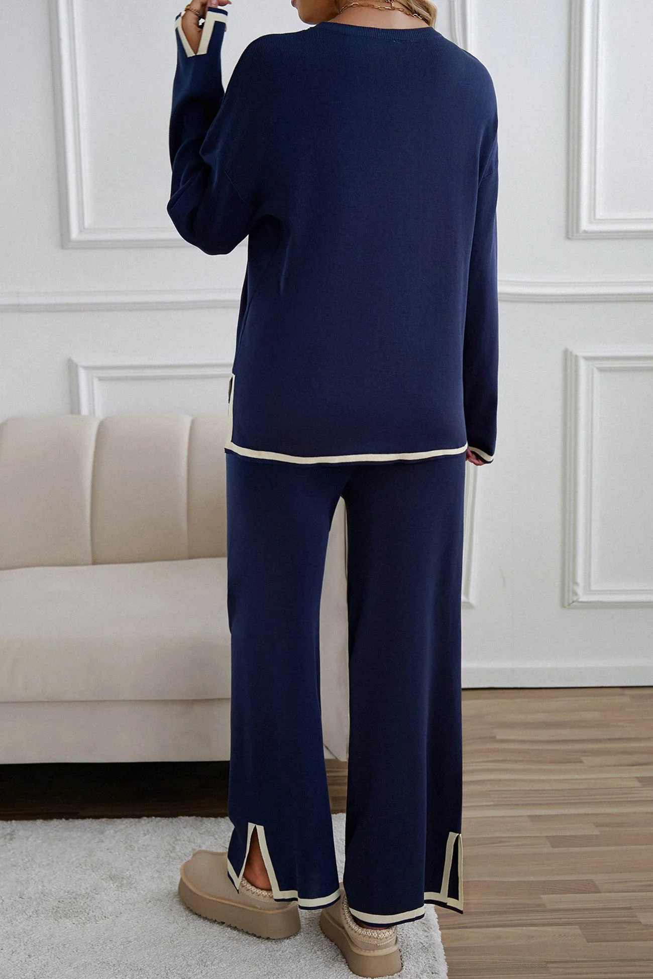 Regina | Knitted suits with a contrasting slit hem - Image 39