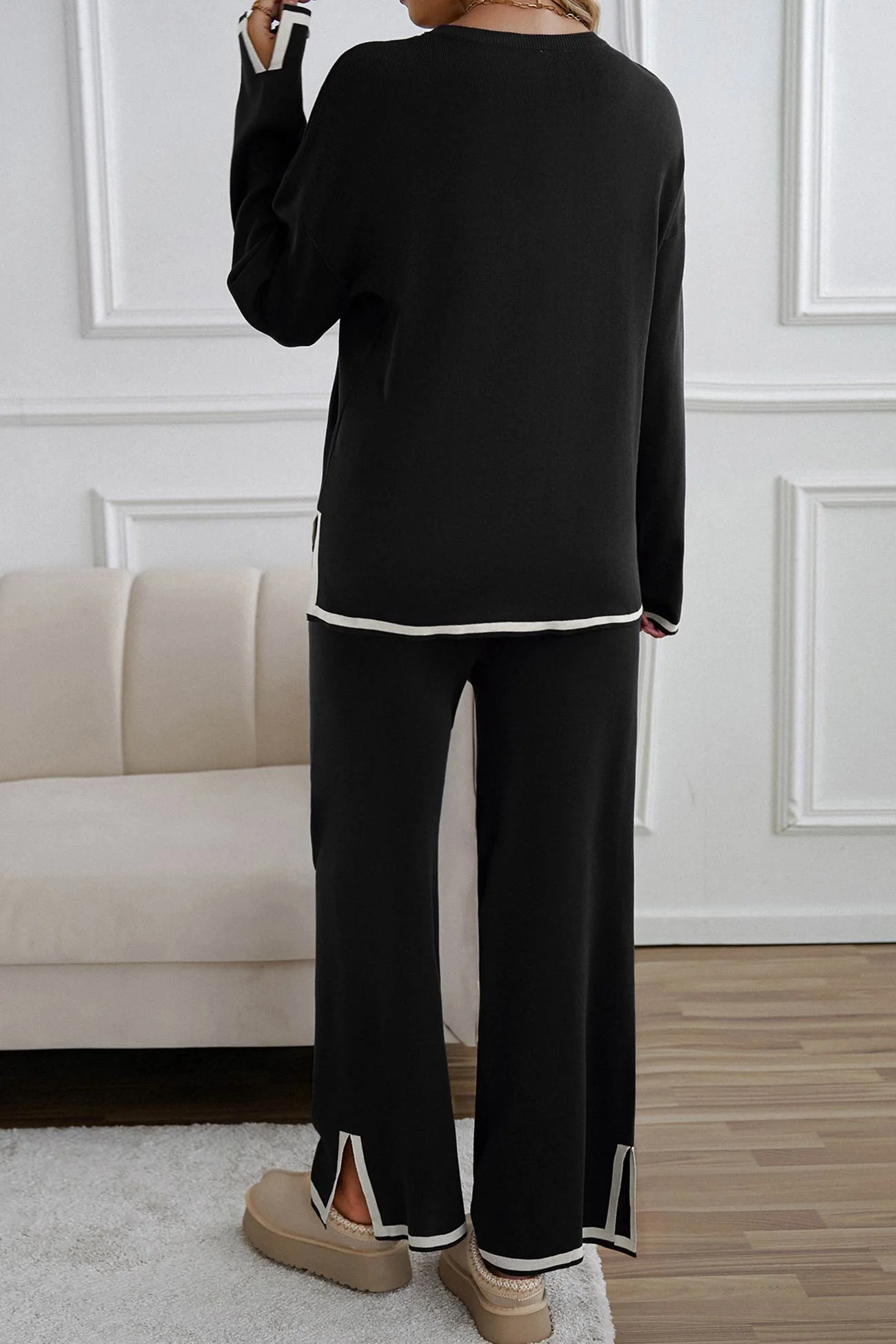 Regina | Knitted suits with a contrasting slit hem - Image 4