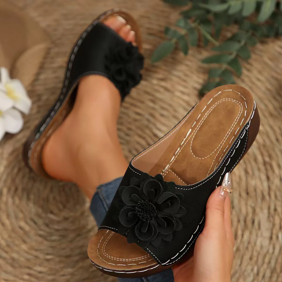 Reina® | Women'S Floral Slide Sandals - Image 7
