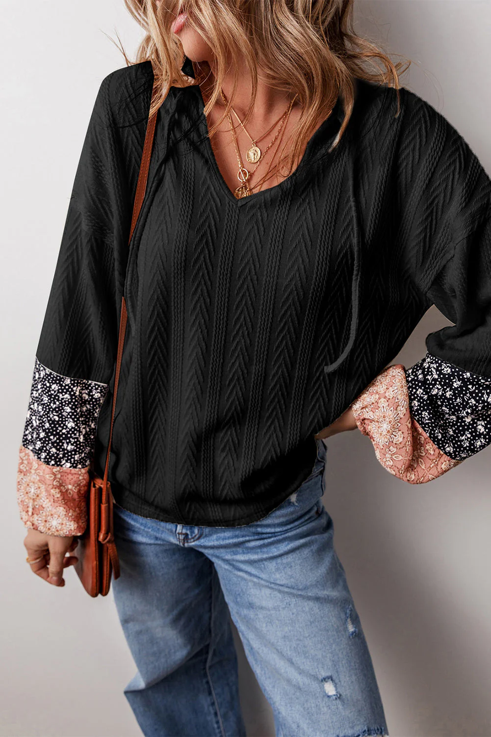 Reina | Casual and relaxed winter blouse. - Image 2