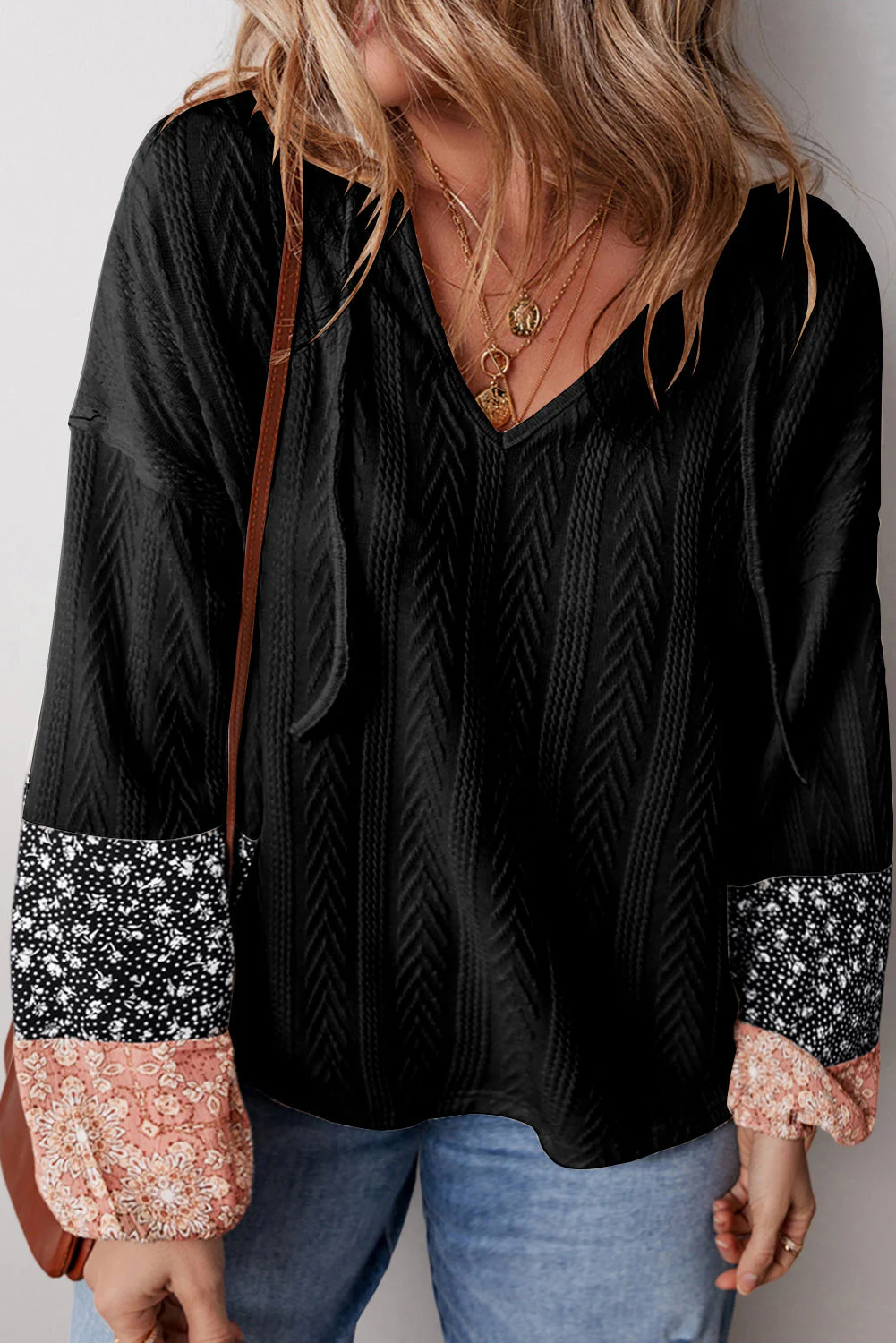 Reina | Casual and relaxed winter blouse. - Image 3