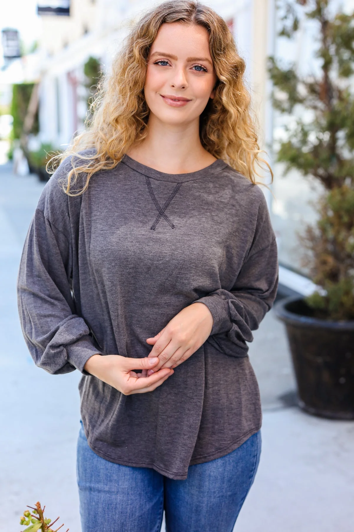 Renata | Long-sleeved pullover top in charcoal-colored French terry for every day - Image 2
