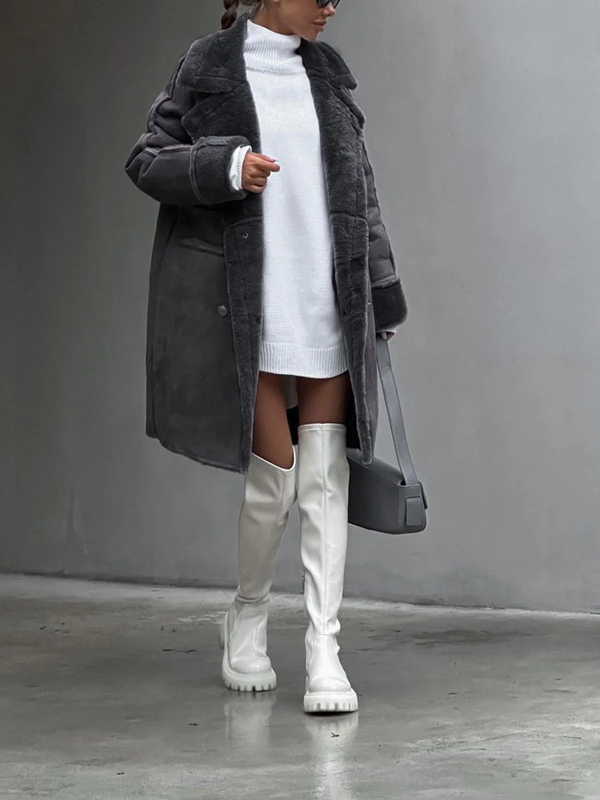Renata® | Trench coat elegant and laine for women - Image 5