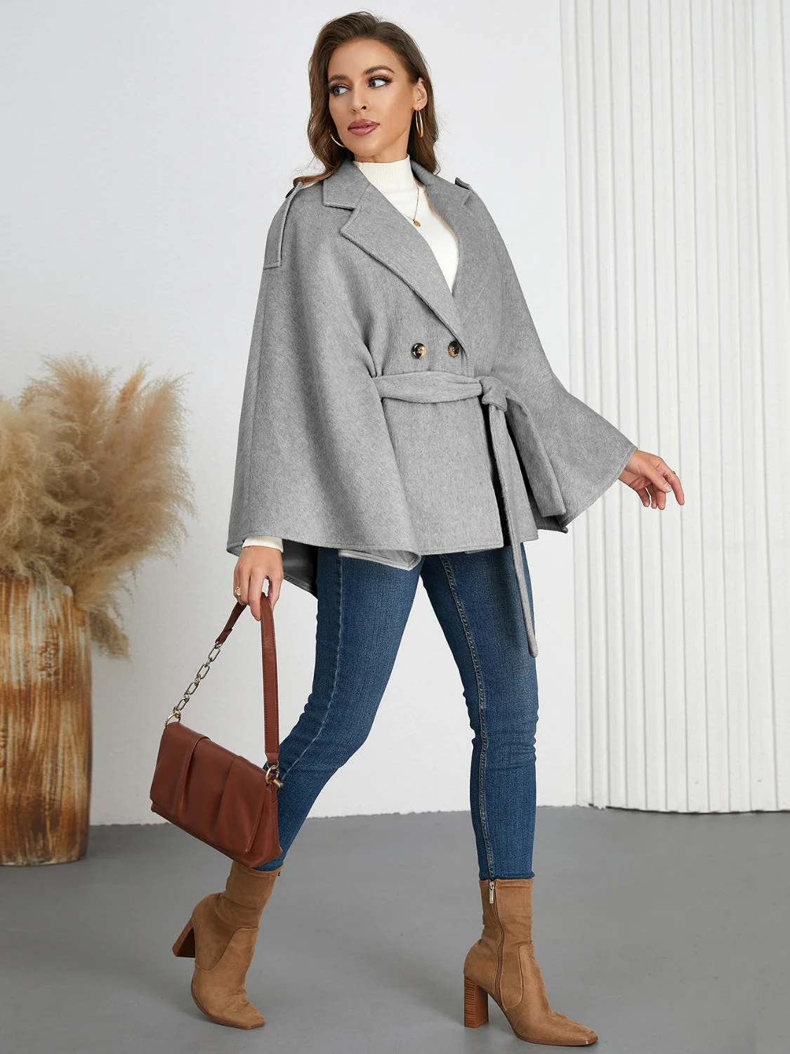 Rita | Double-breasted poncho with tie belt - Image 4