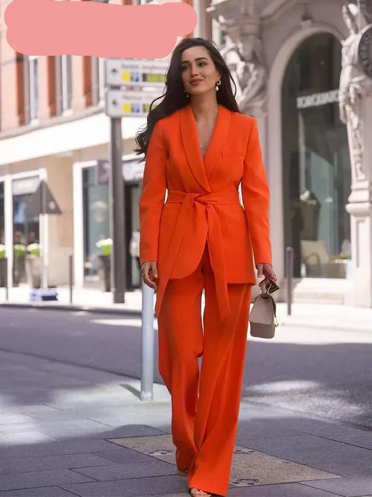 Roberta® | Stylish Blazer Set For Women, Blazer + Trousers - Image 3
