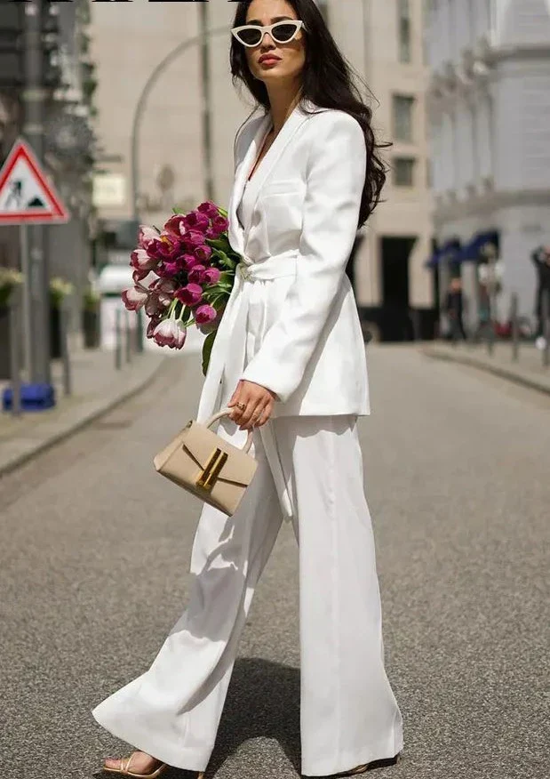 Roberta® | Stylish Blazer Set For Women, Blazer + Trousers - Image 5