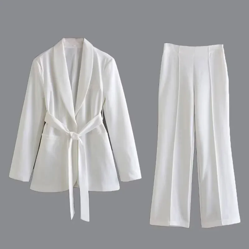 Roberta® | Stylish Blazer Set For Women, Blazer + Trousers - Image 9