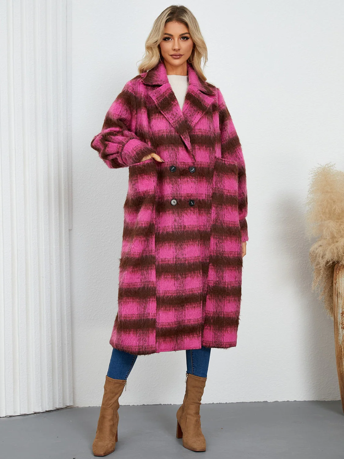 Rocio | Contrasting double breasted long sleeve coat - Image 11