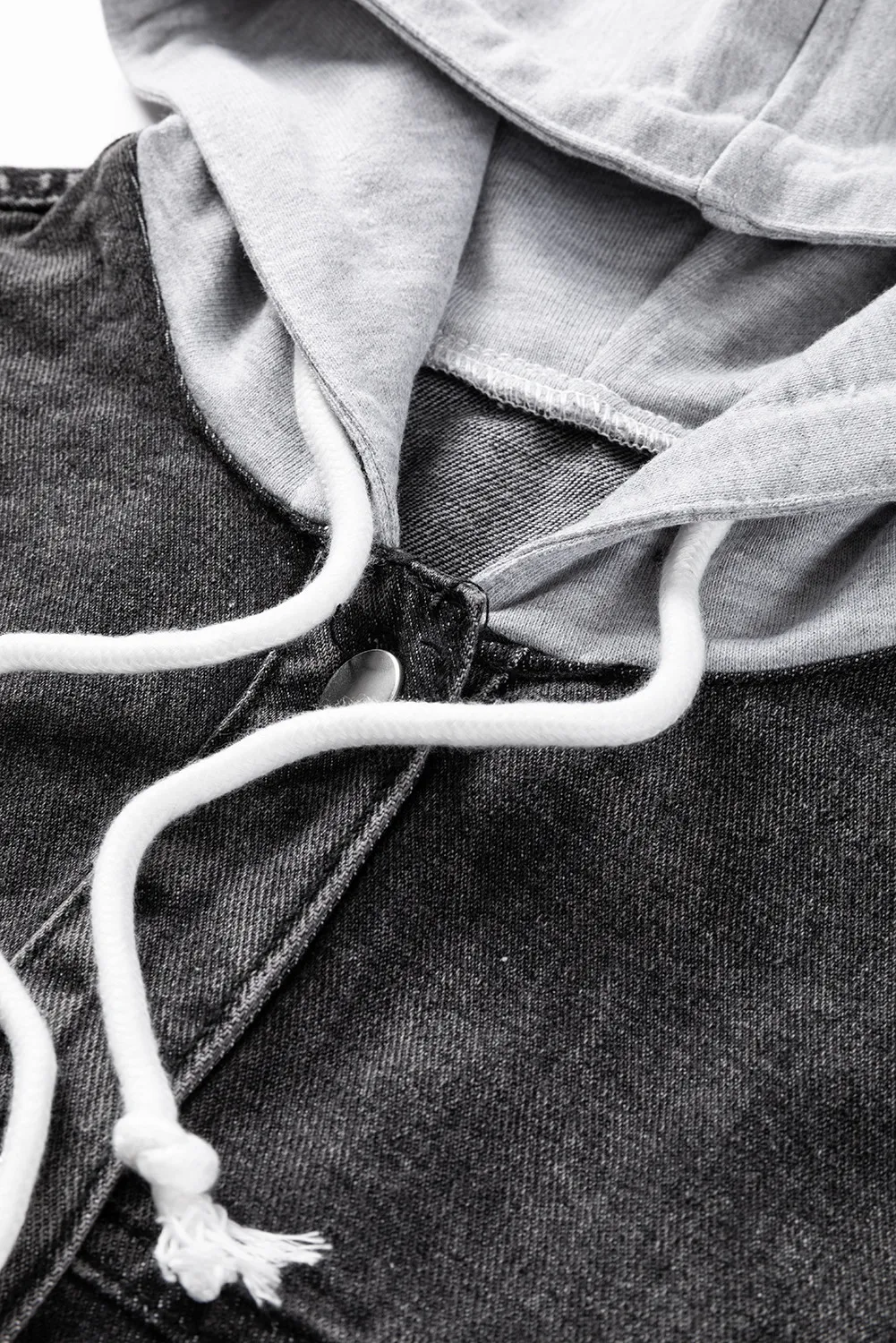Rocio | Long sleeve denim jacket with hood and drawstring in a distressed look - Image 4