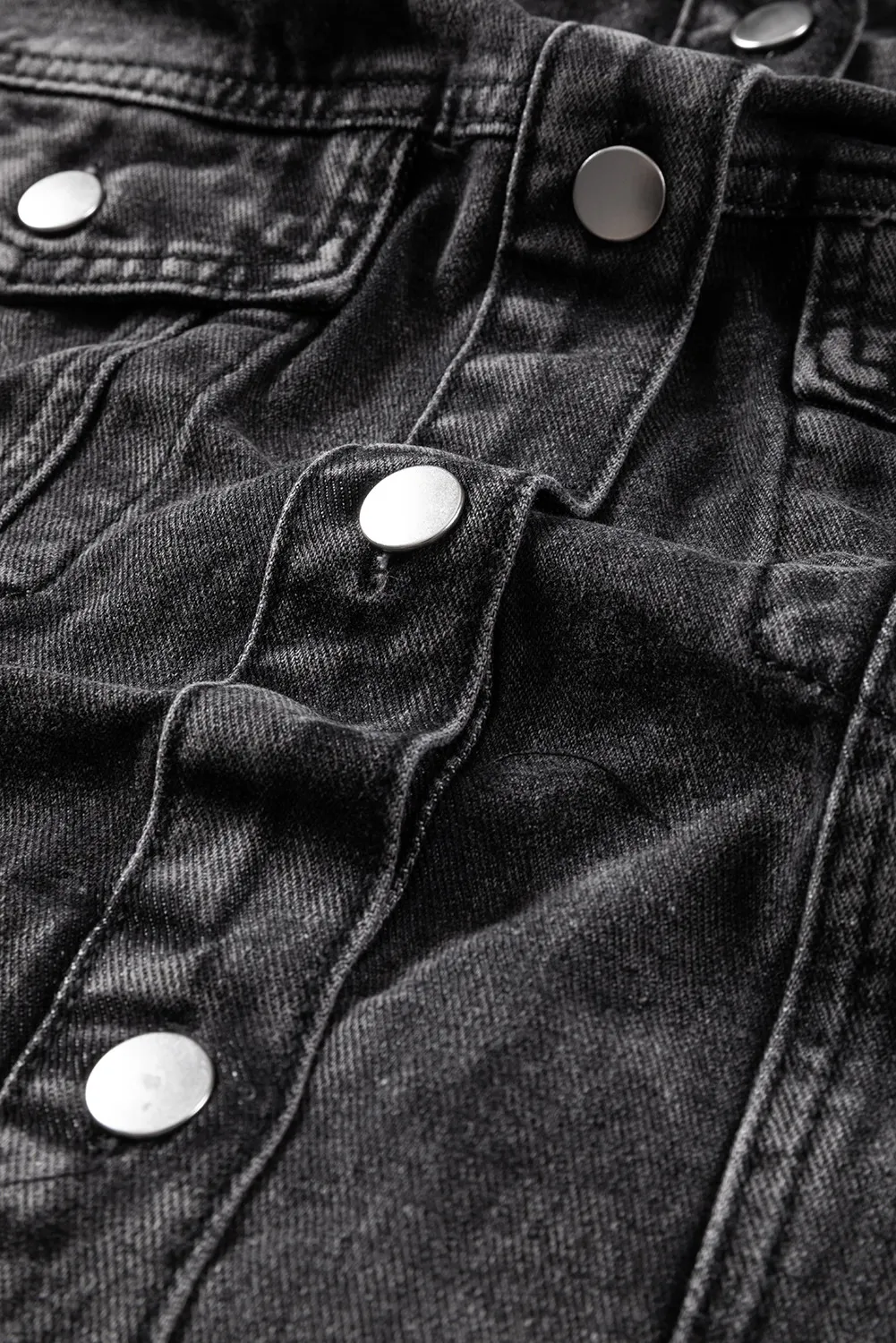 Rocio | Long sleeve denim jacket with hood and drawstring in a distressed look - Image 5
