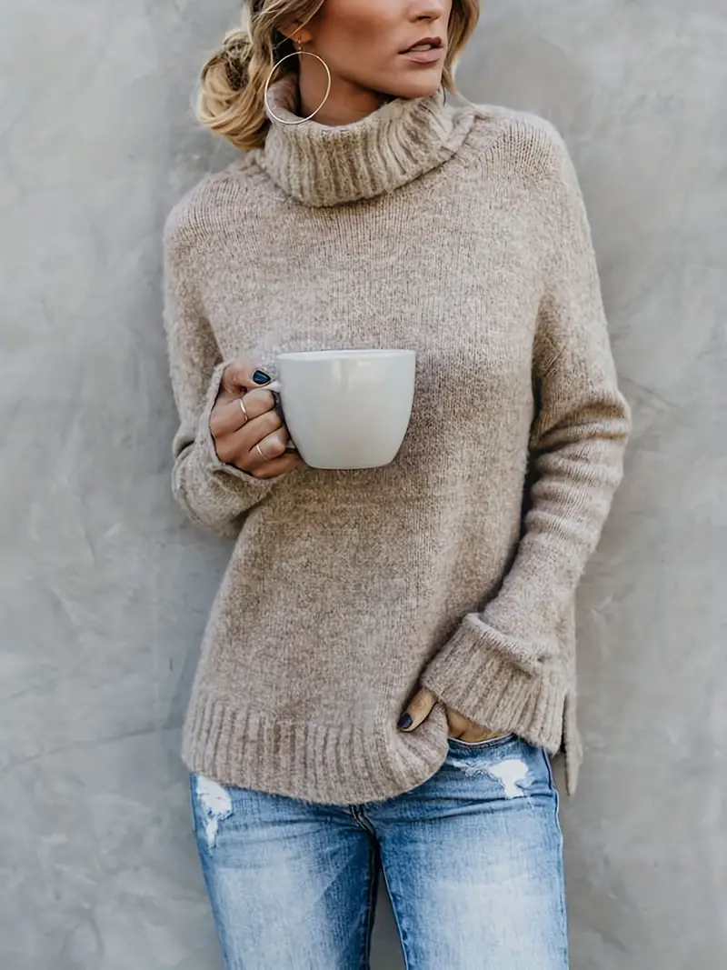 Rocio| Modern and fashionable winter clothing item