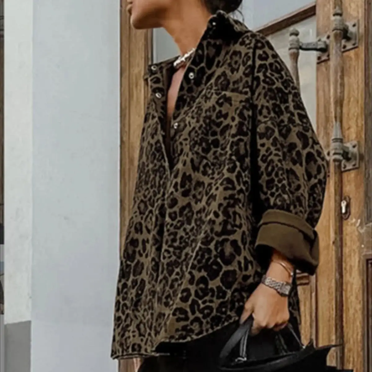 Rocio | Modern long-sleeved top for women - Image 5