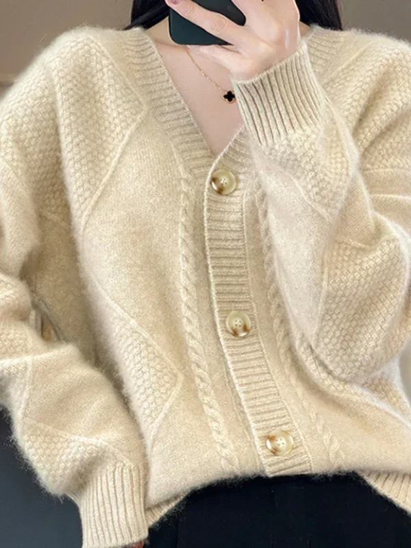 Rocio| Relaxed and timeless winter sweater