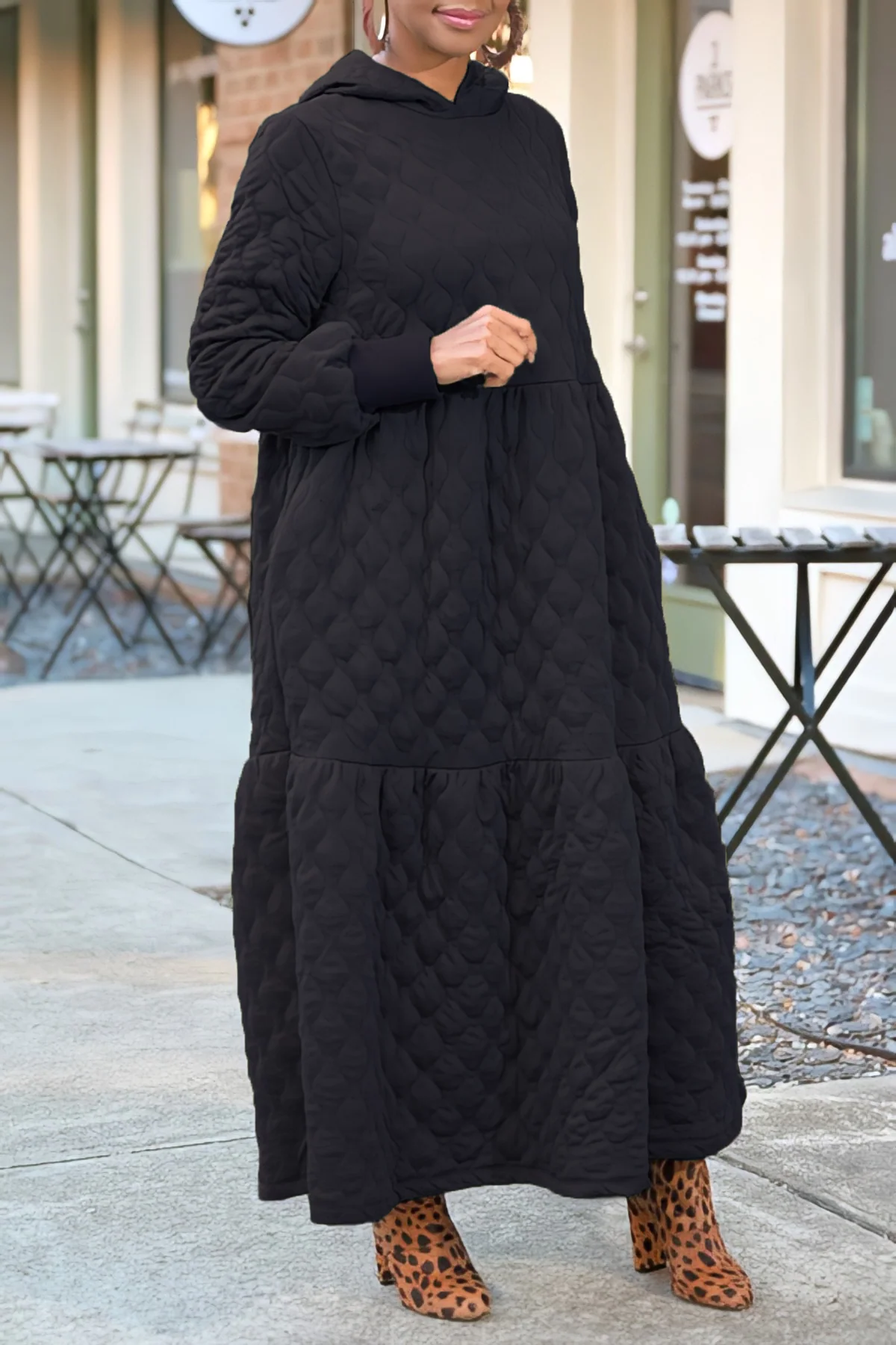 Rocio | Tailored and elegant winter hoodie - Image 5