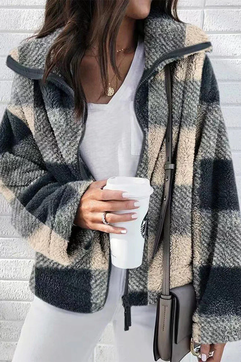 Rocio | Stylish and elegant winter garment