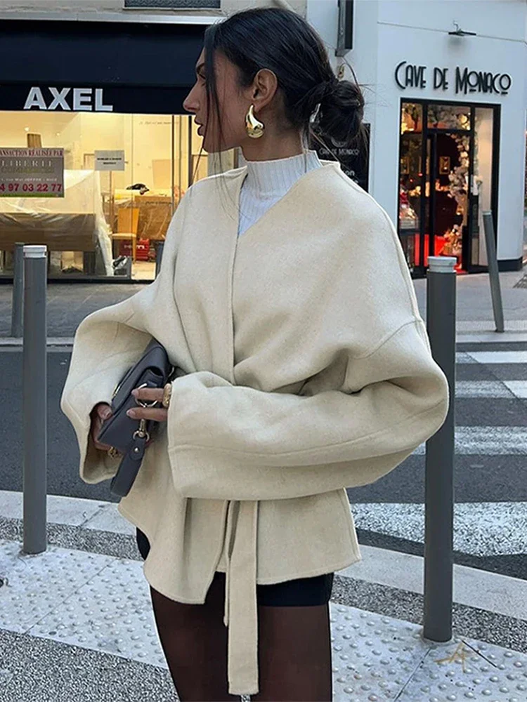 Romina | Warm vintage short coat for women - Image 6
