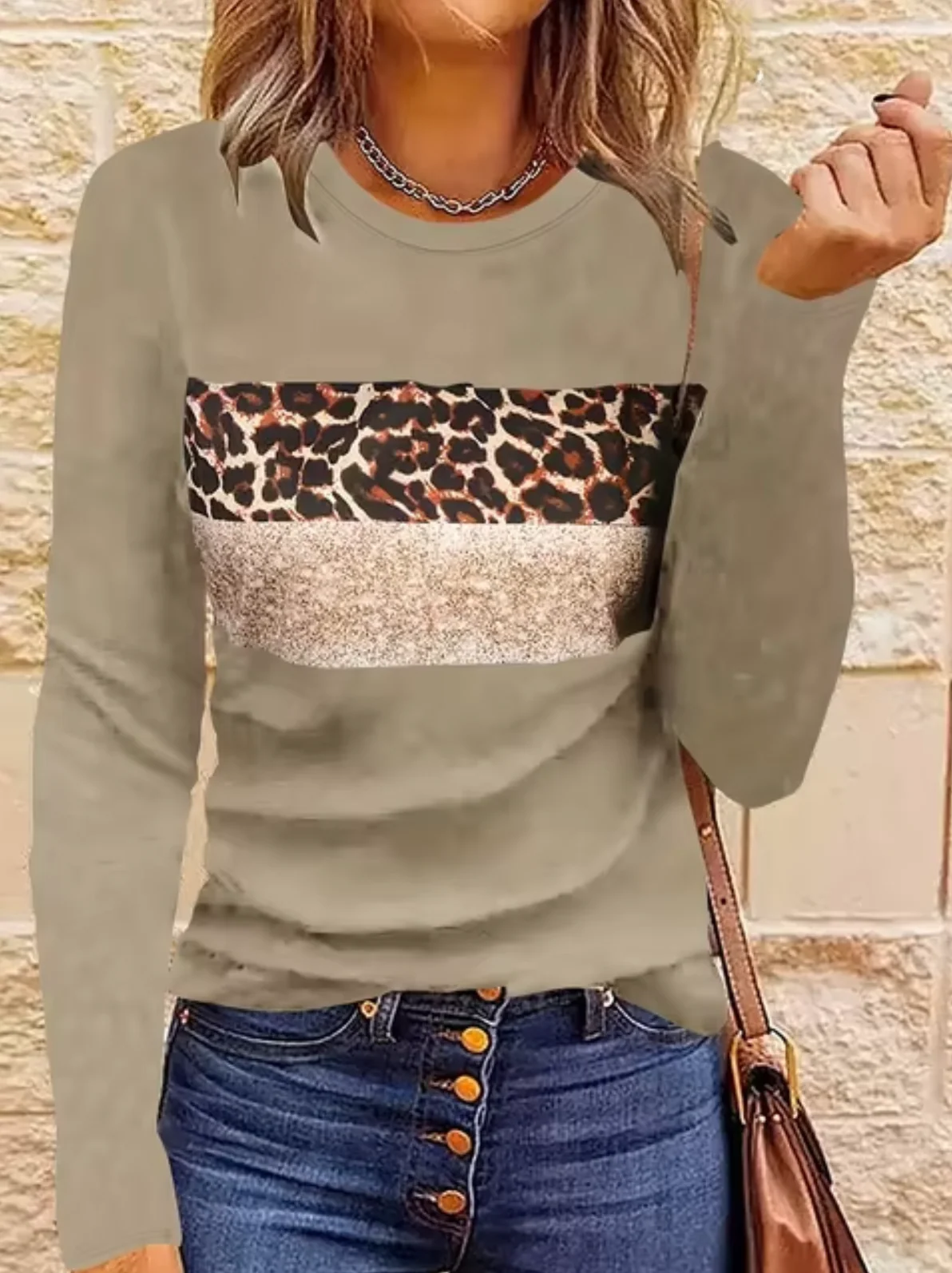 Rosario | Long sleeve leopard print t-shirt - Image 10