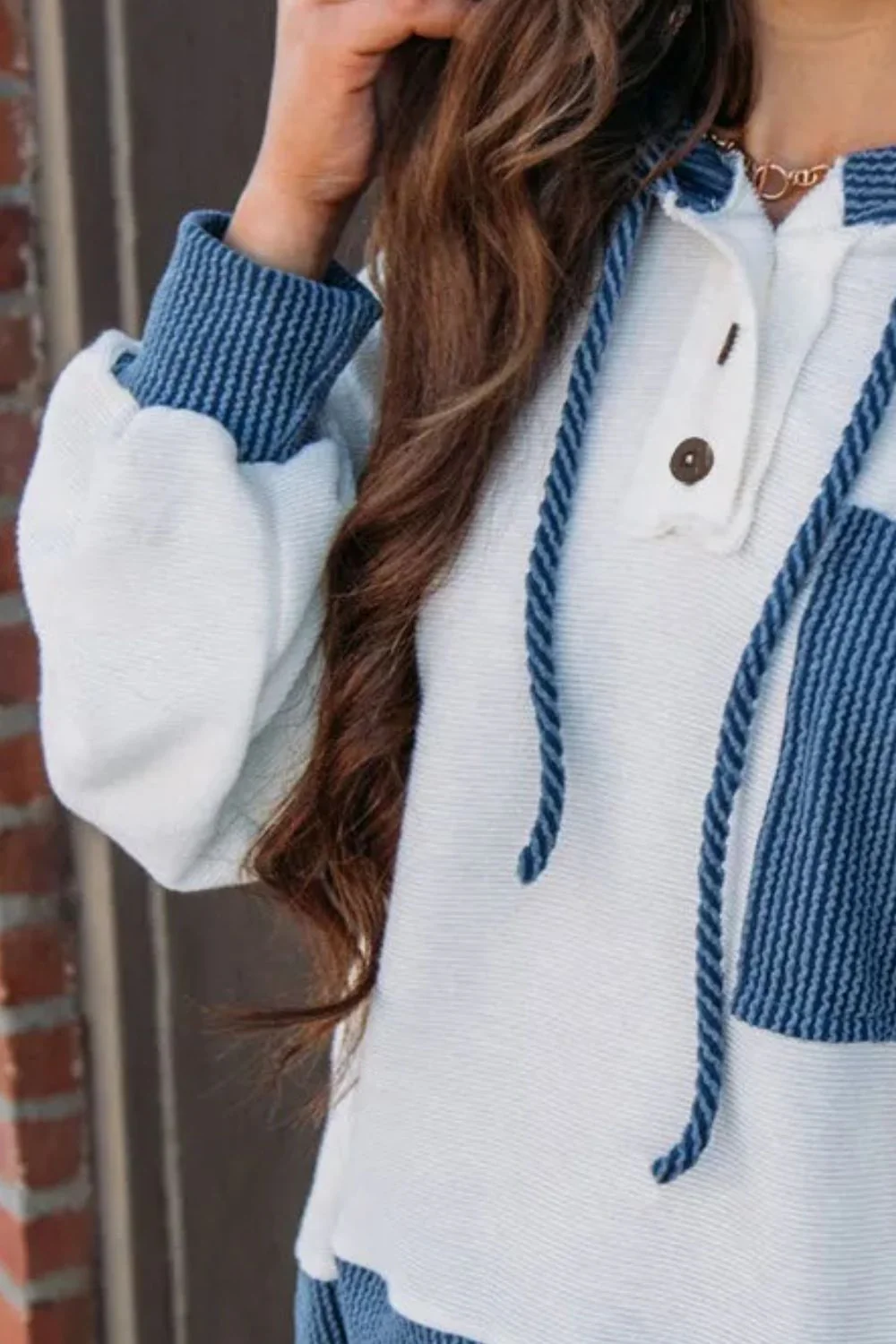 Sabina | Simple and stylish winter hoodie - Image 2
