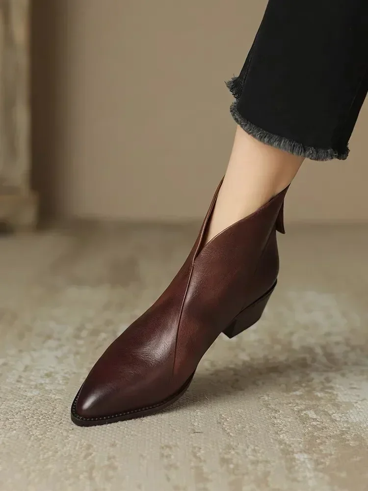 Samanta | Fashionable supportive orthopedic shoes - Image 8