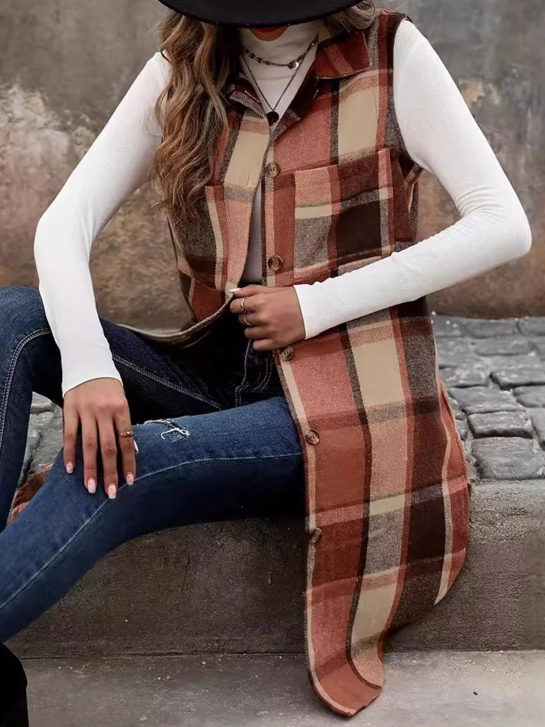 Sandra | Checked vest coat with buttons - Image 3