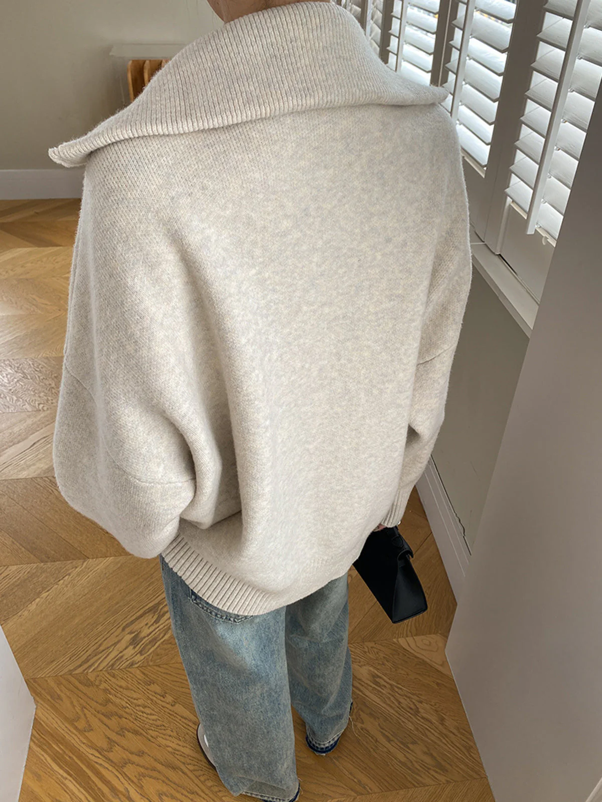 Silvia | Classic and stylish winter cardigan - Image 5