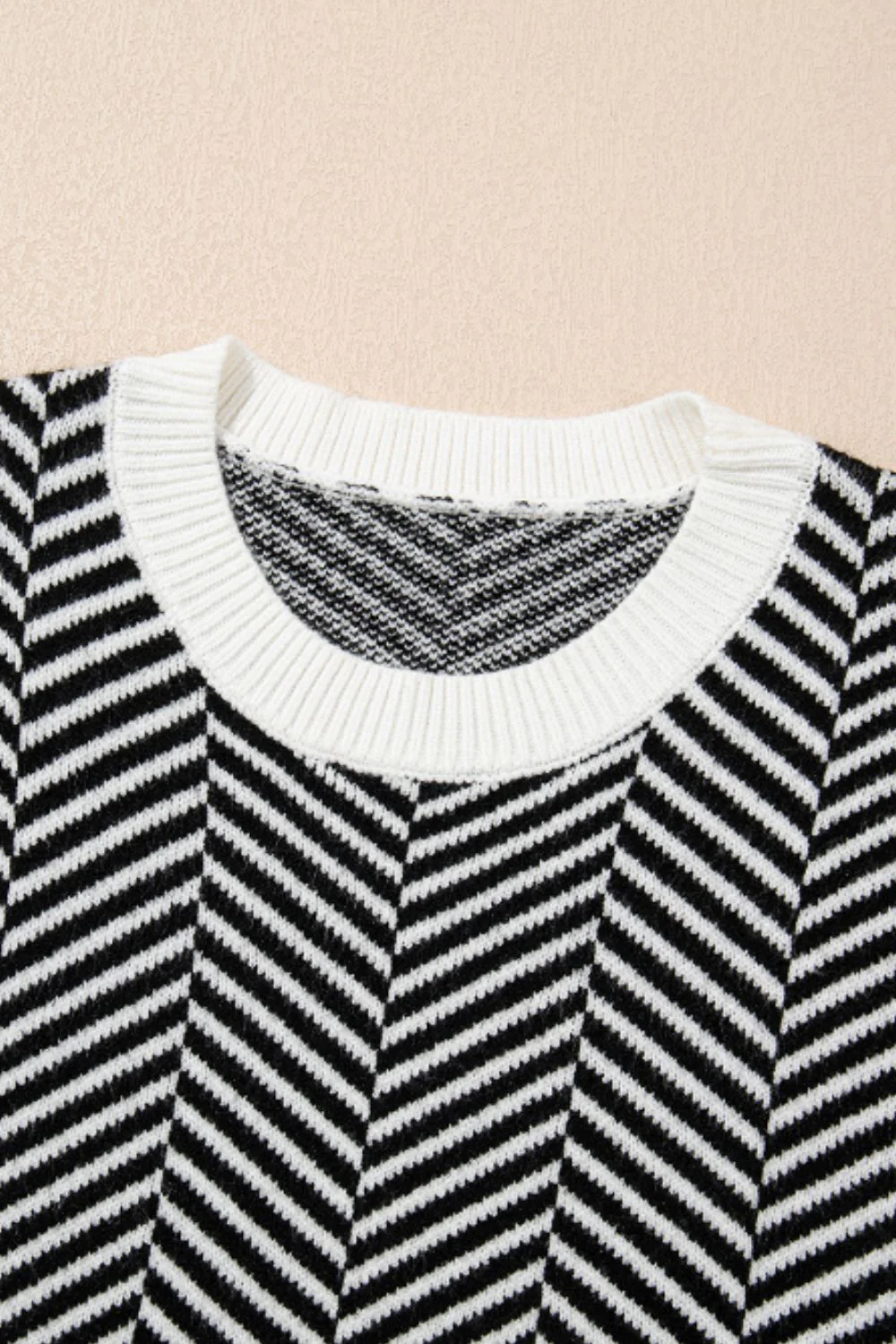 Silvia | Striped long-sleeved sweater with a crew neck - Image 21