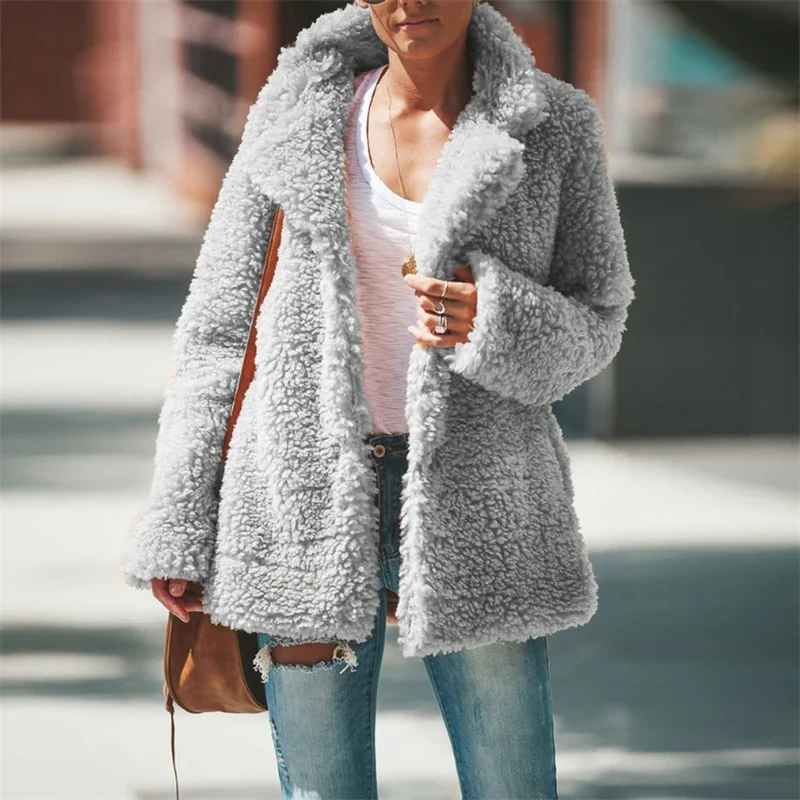 Silvia | Timeless and elegant winter clothing - Image 4