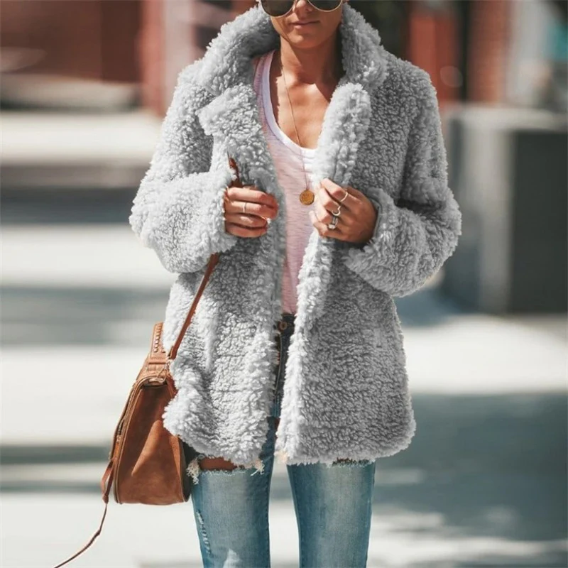 Silvia | Timeless and elegant winter clothing - Image 9