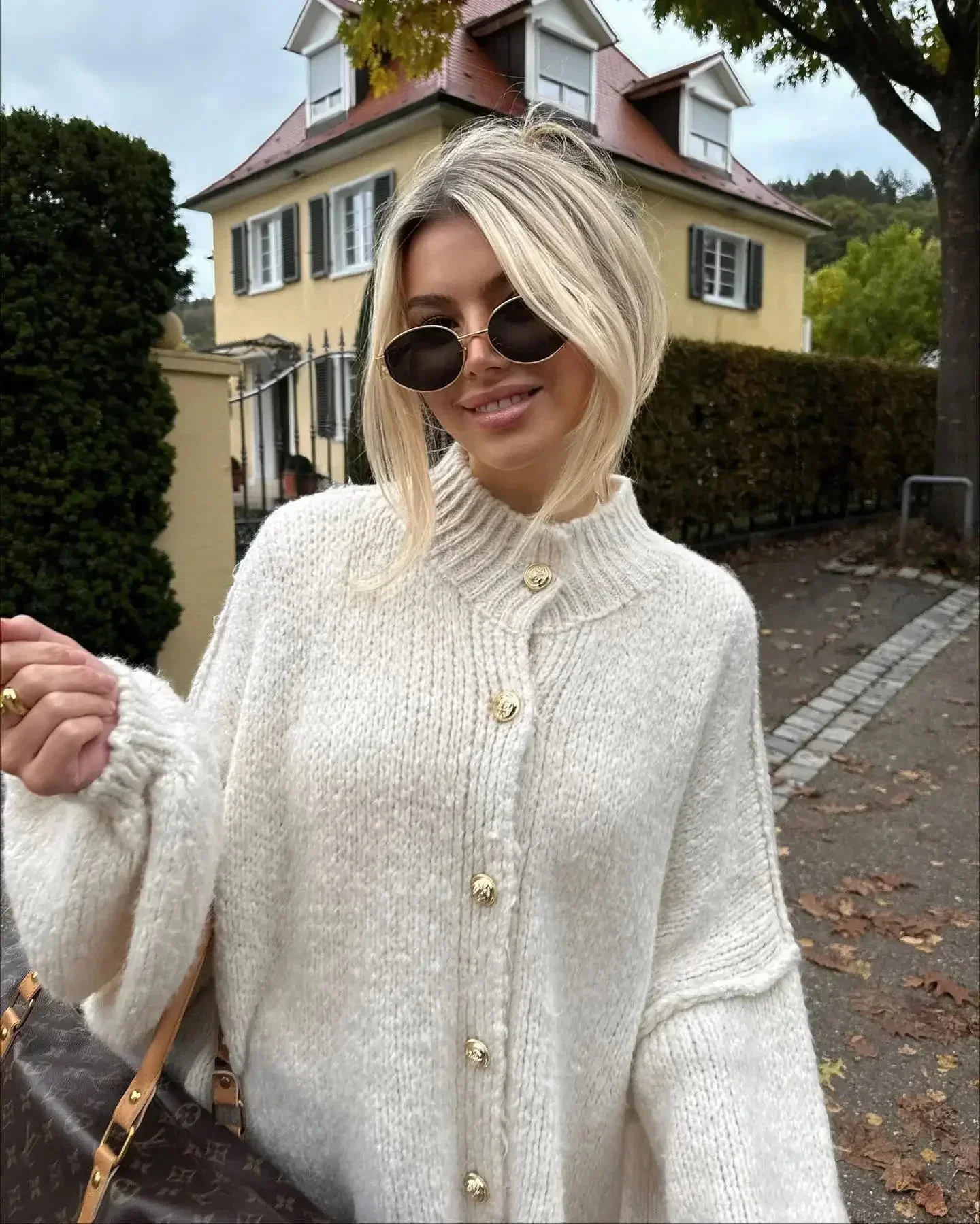 Simona | Oversized cardigan - Image 9