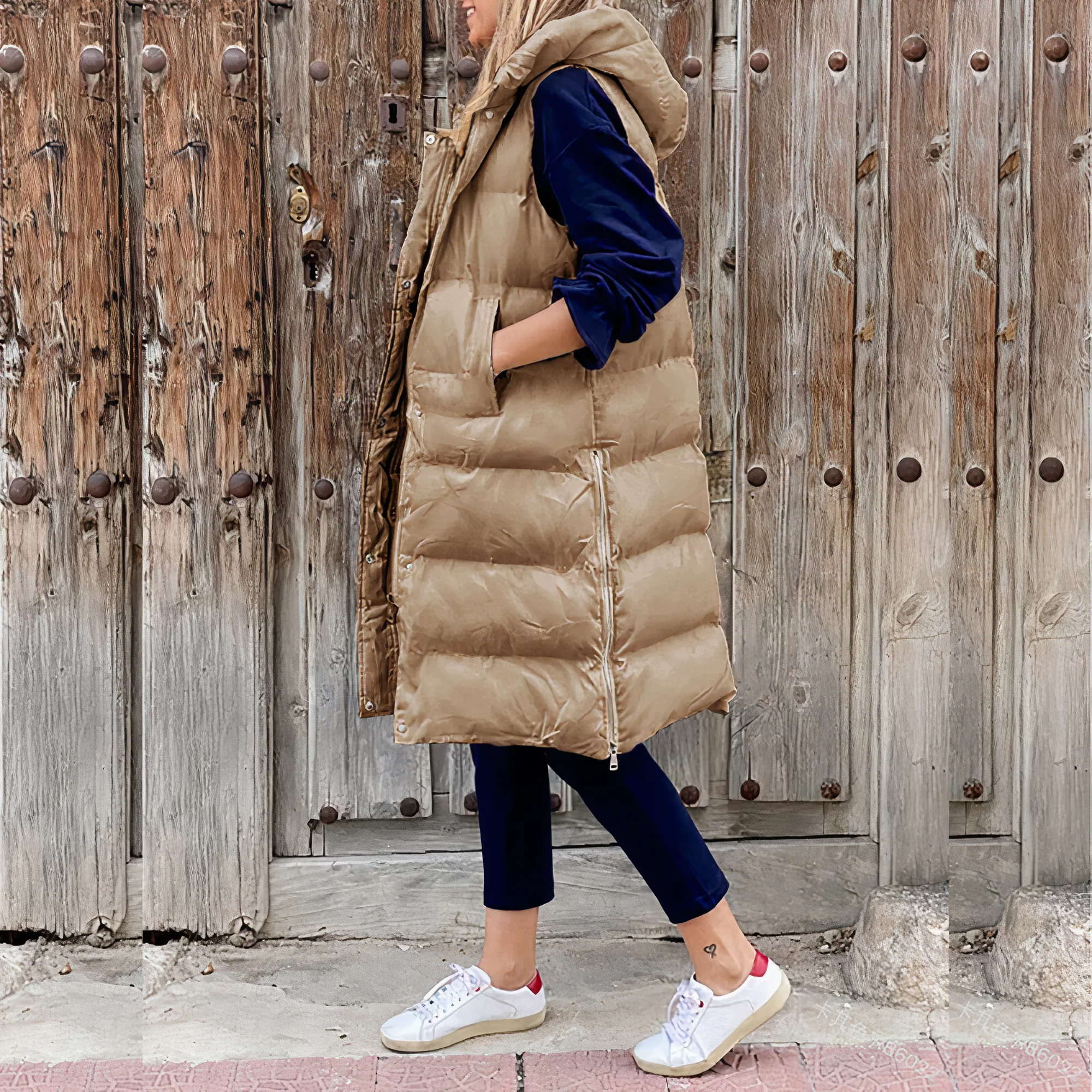 Simone | Long vest with hood - Image 4