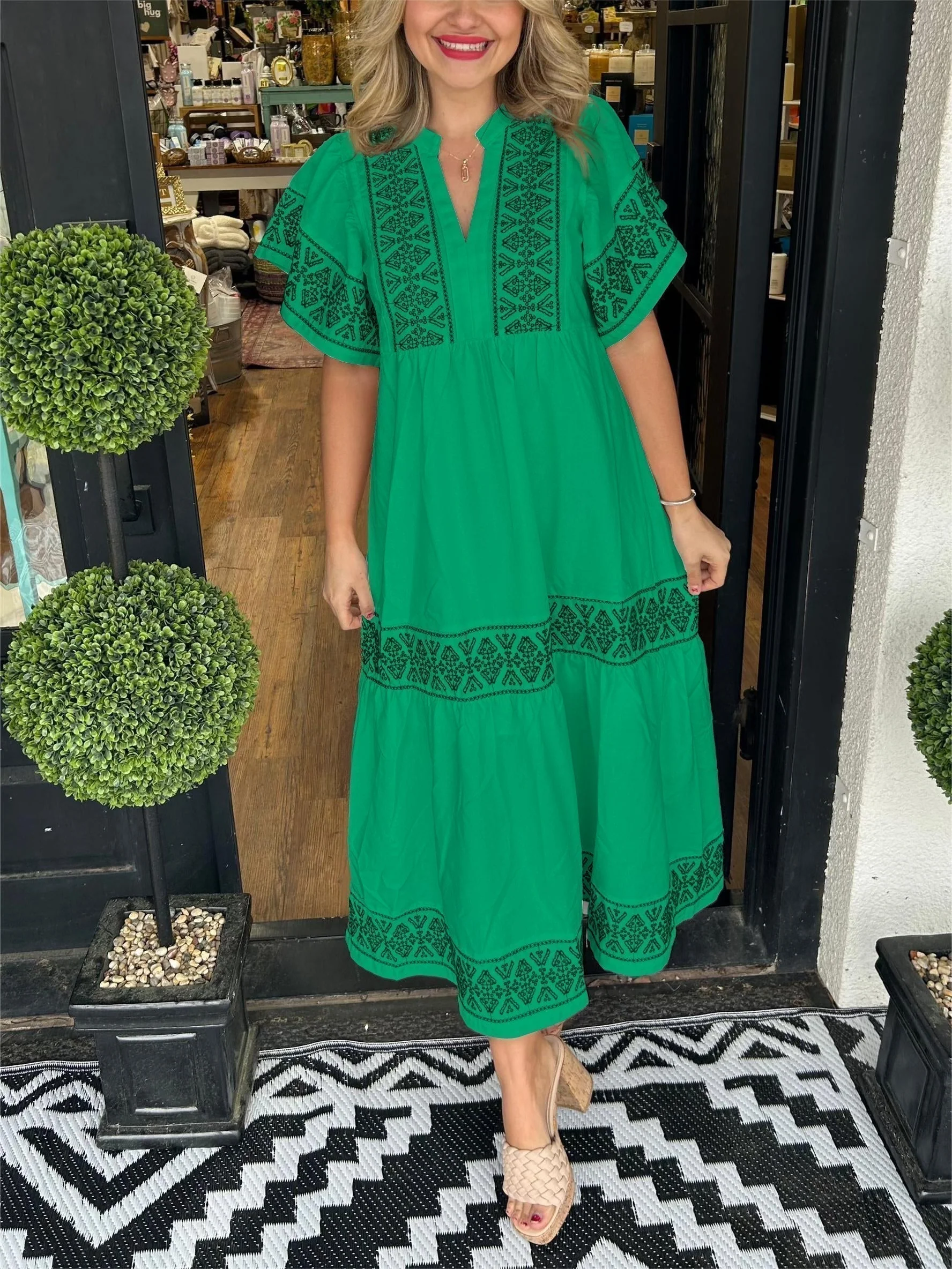 Sole® | Elegant Loose Puff Sleeve Dress - Image 5